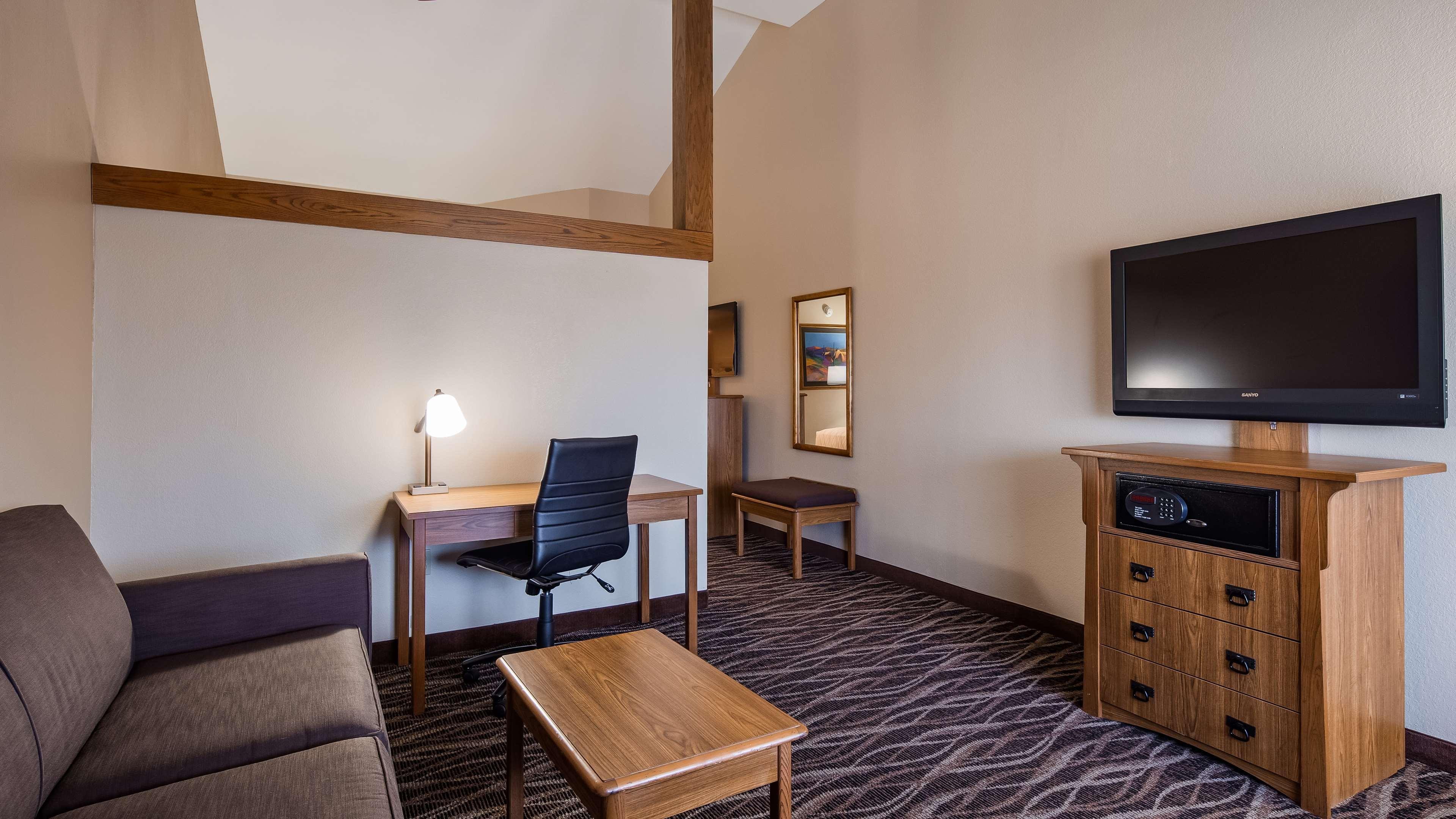 Western Saddleback And Conference Center 3*