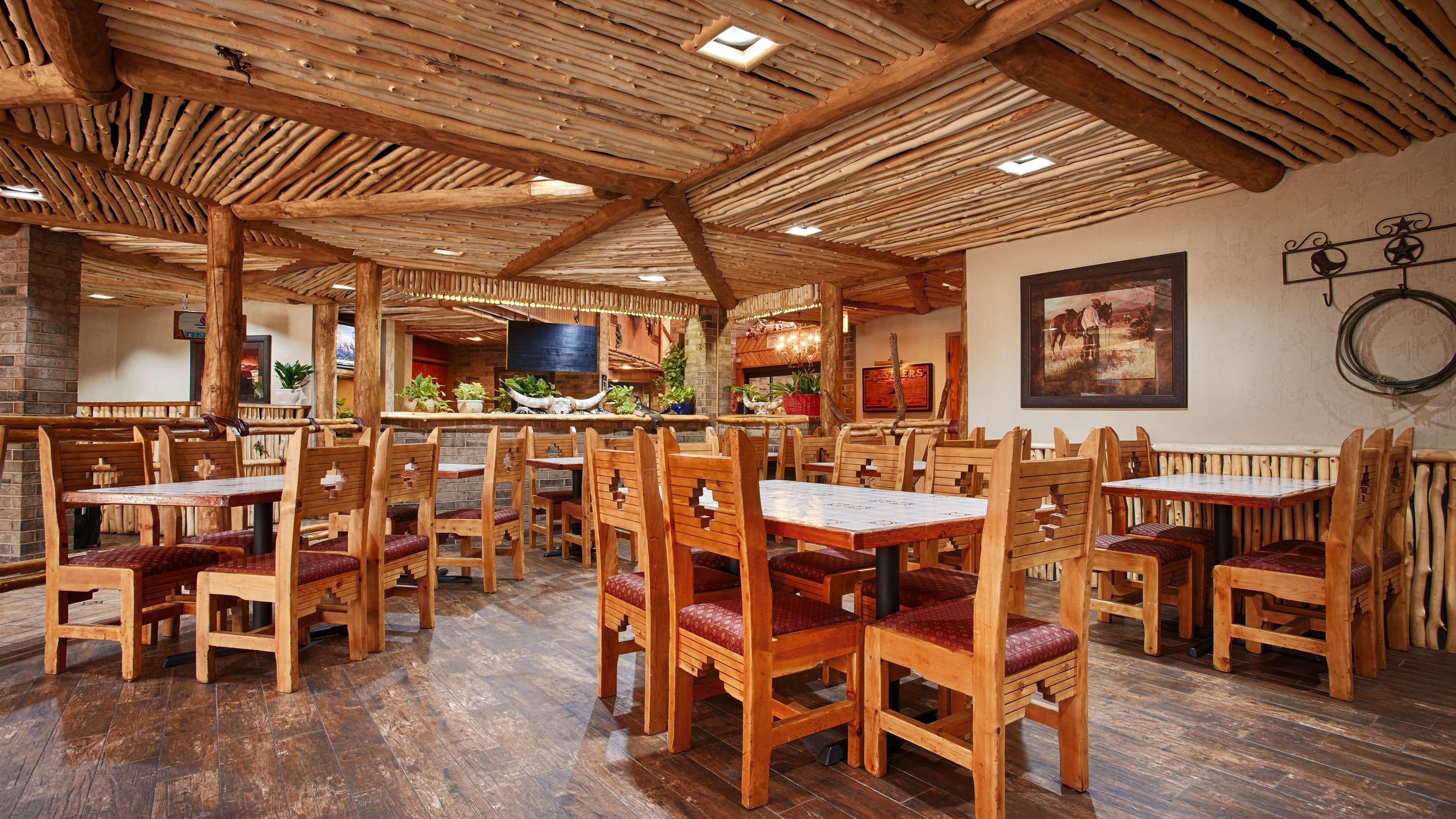 Western Saddleback And Conference Center Hotel 3*