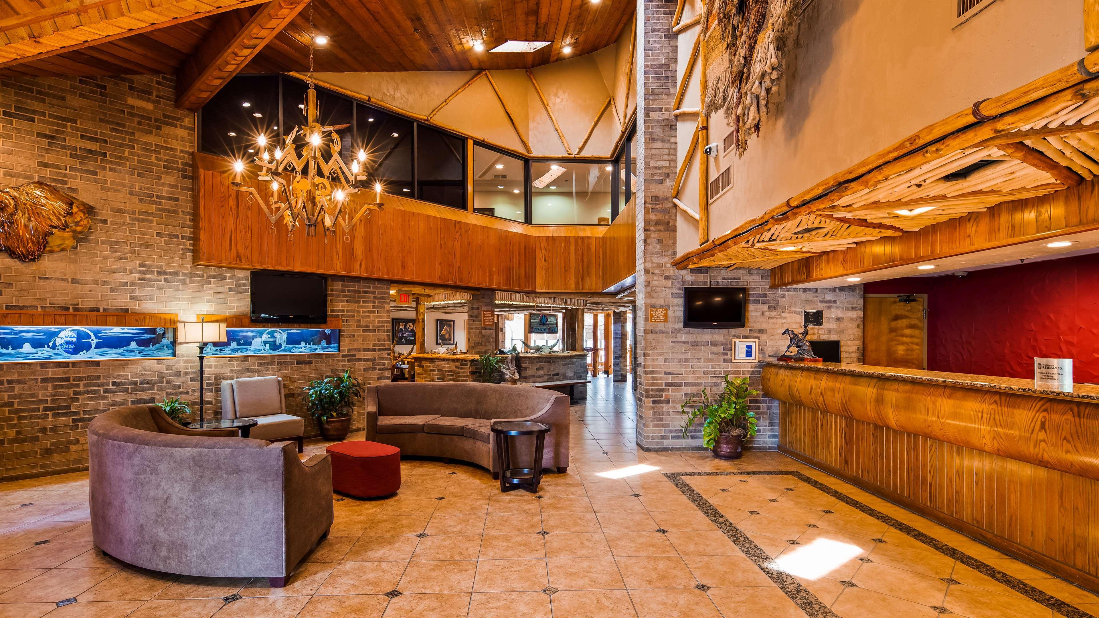 Hotel Western Saddleback And Conference Center 3*