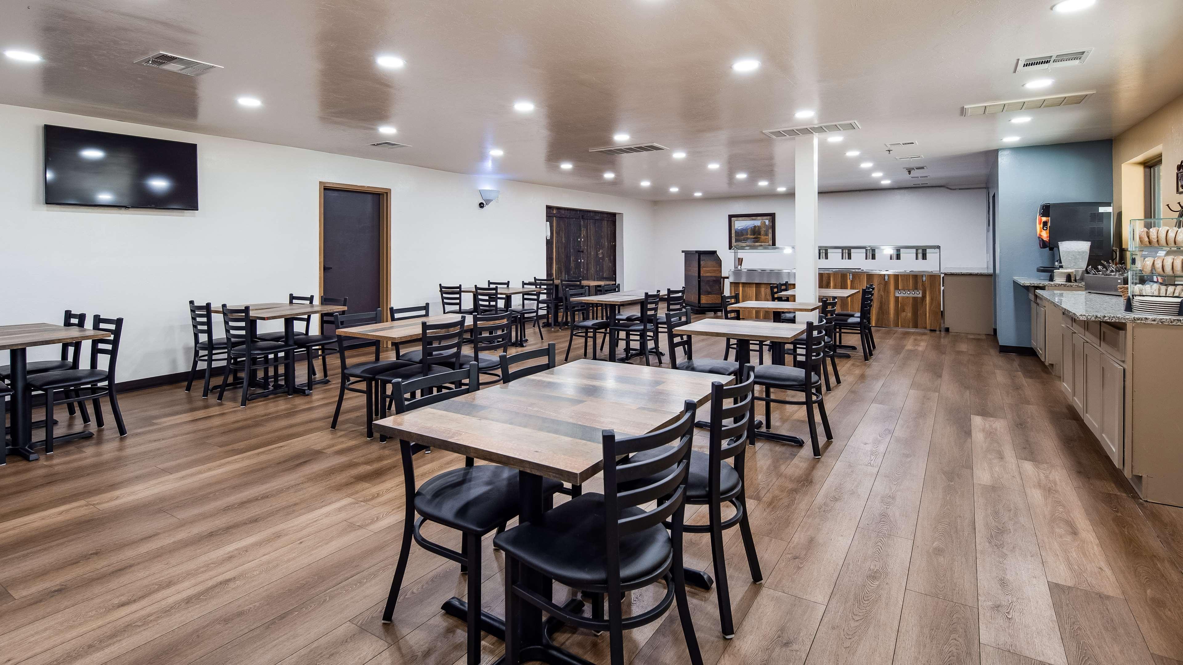 Western Saddleback And Conference Center Hotel